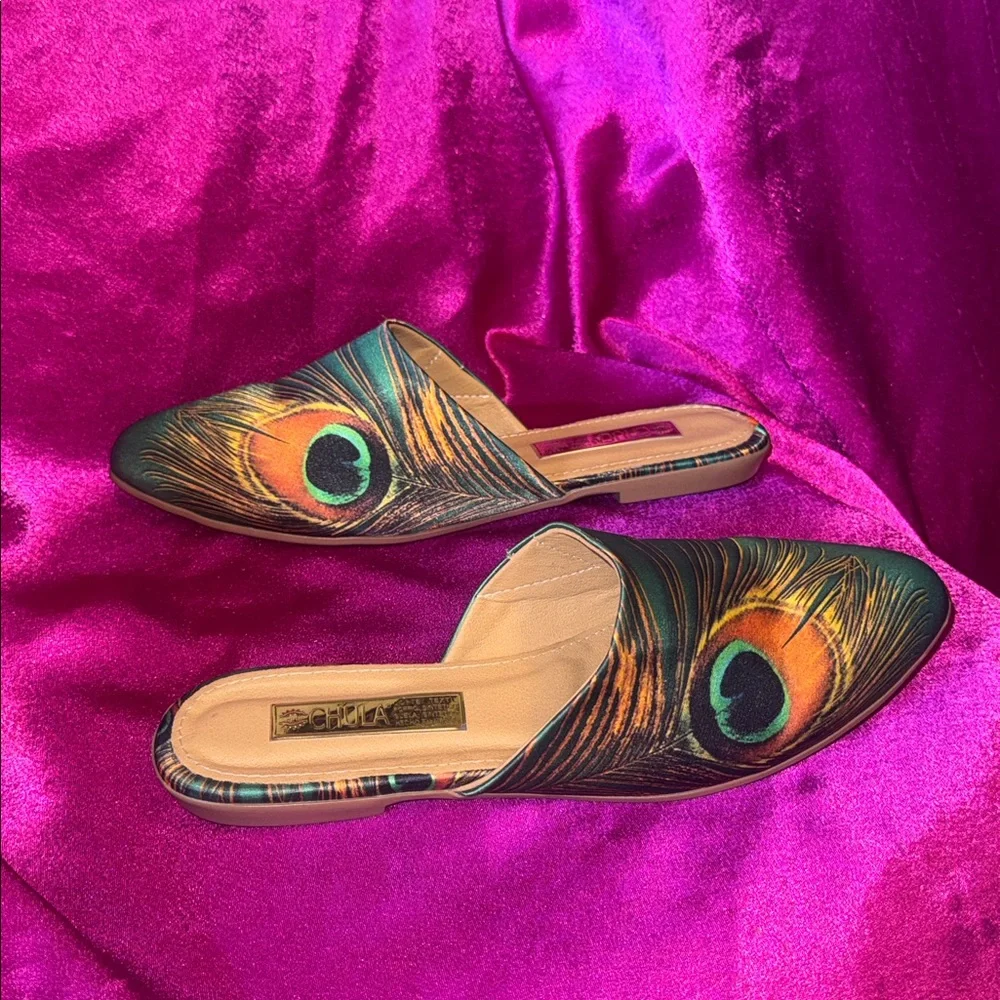 NEW Chula Peacock Feather  size 6 Women's Mules flats - Picture 2 of 6